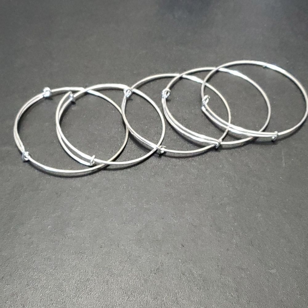 Plain silver tone charm bangle bracelet lot set of 5